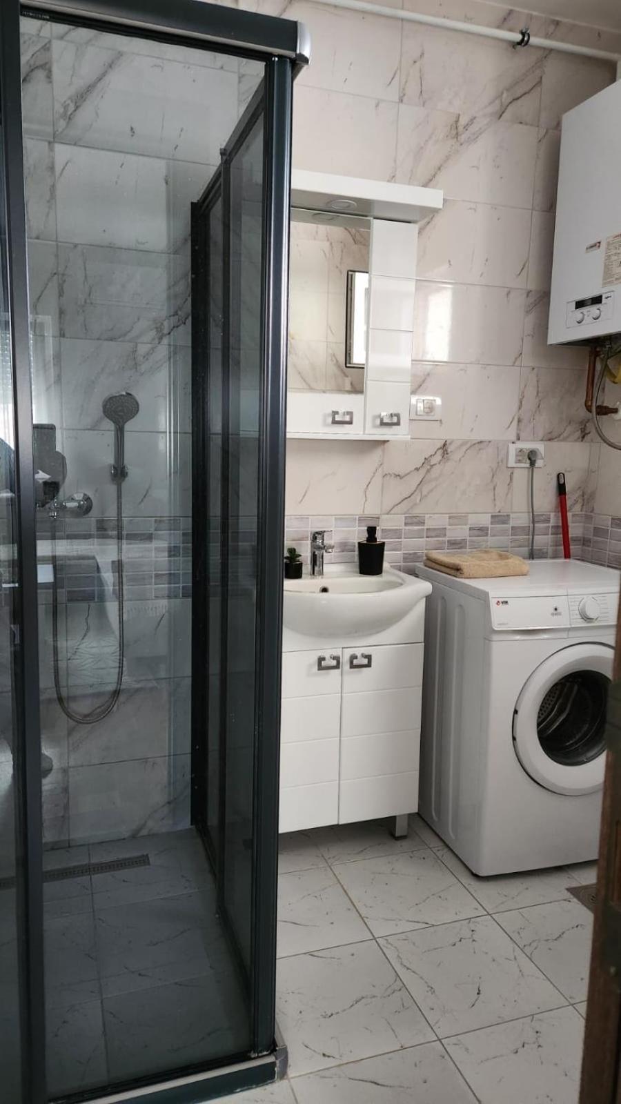Tim Lux 3 Apartamento Čačak Exterior foto
