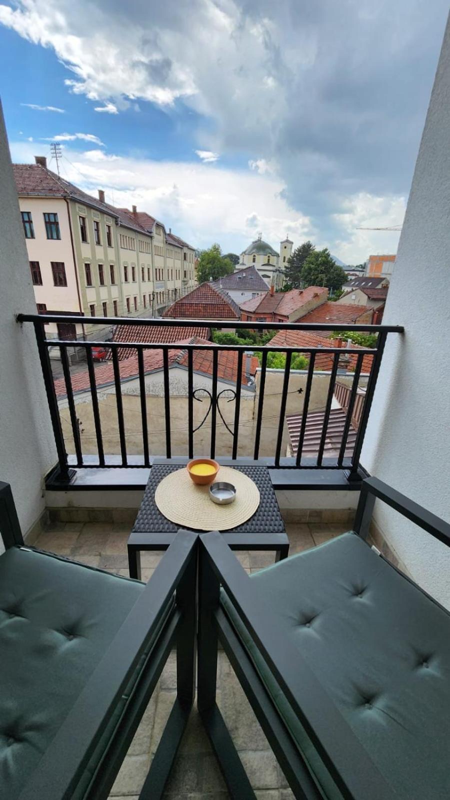 Tim Lux 3 Apartamento Čačak Exterior foto